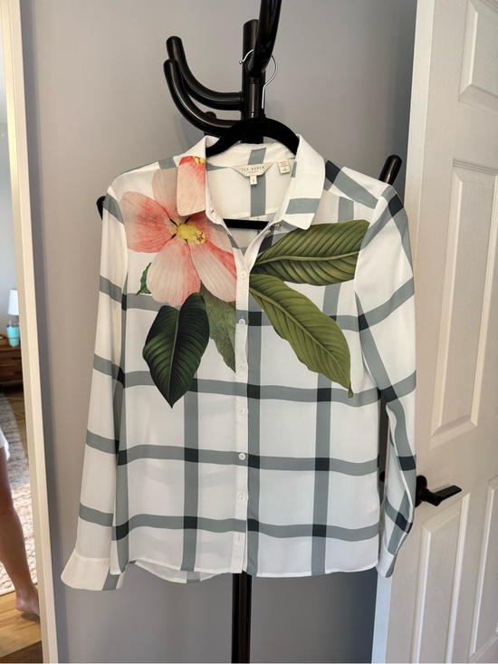 Ted Baker Tops - Ted baker blouse